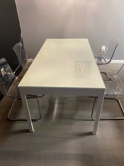 Dinning Table