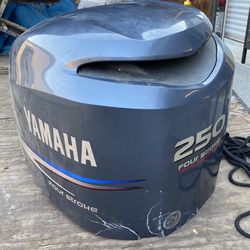 $250 READ DESCRIPTION Yamaha 250 Outboard Cowling cover only. Brand new but had small cracks in one area that has been recently fiberglassed and just 