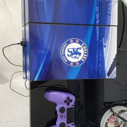 Ps4 With Controller