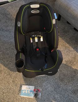Graco Grows4Me Convertible Car Seat