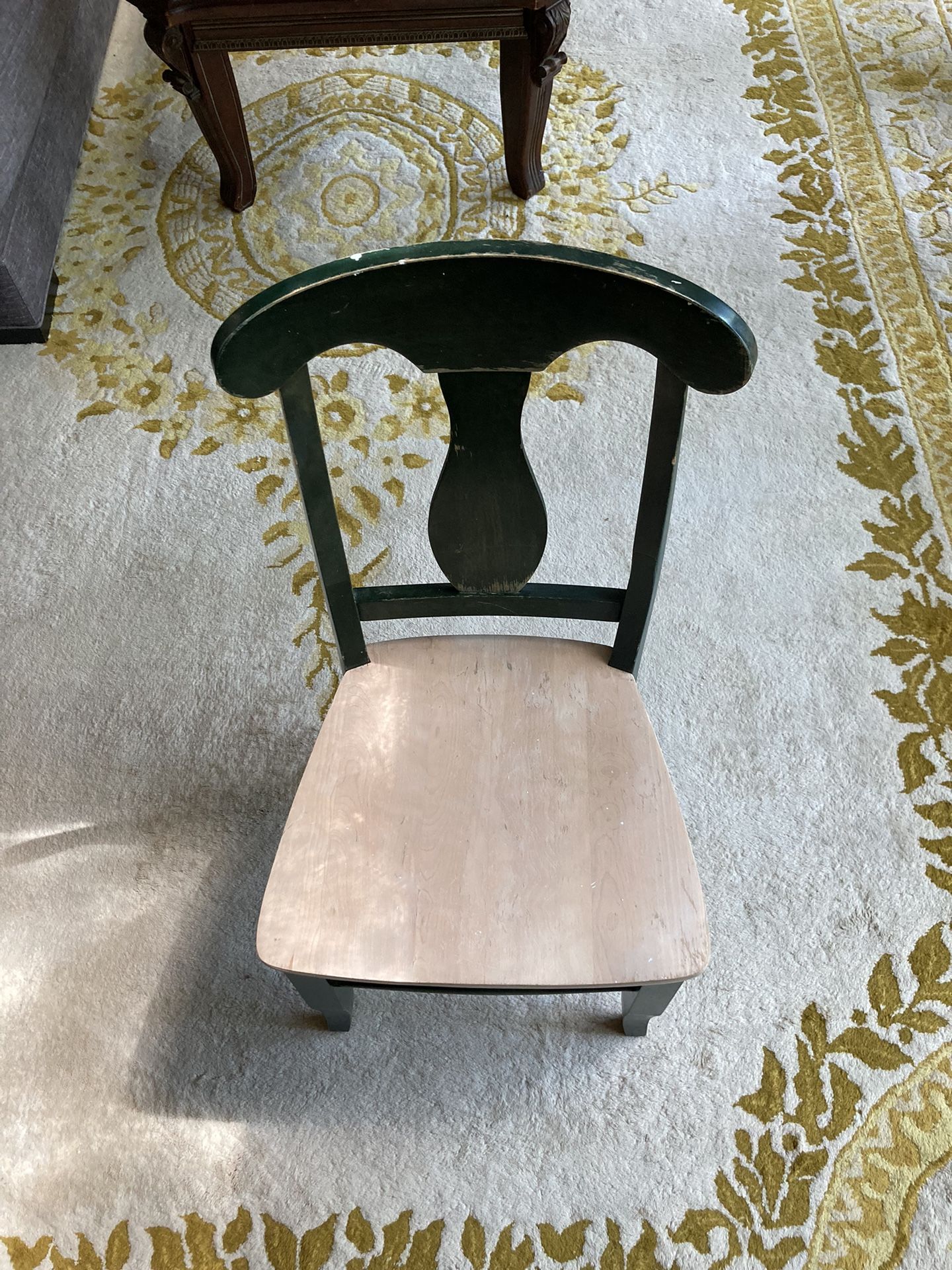 Vintage Green Farmhouse Chair β Solid & Stylish. Only $25 Today!