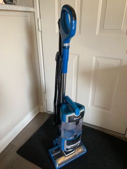 Shark vacuum