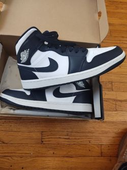Mens Air Jordan 1 mid Armory Navy $35