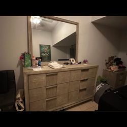 Dresser With Mirror MUST GO!!!