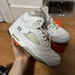 Jordan 5 Metallic White