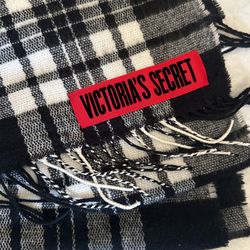 Victoria Secret Scarf NWT