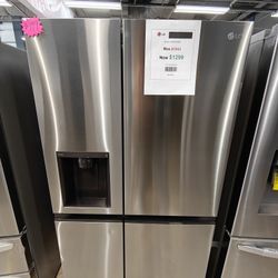 LG side by side refrigerator