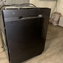 Samsung StormWash 24" Dishwasher 