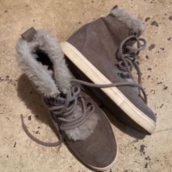 Steve Madden Boot Sneakers Size 6. More On My Page 