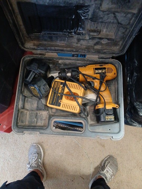 Dewalt Drill