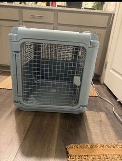 Collapsable Pet Kennel /Create