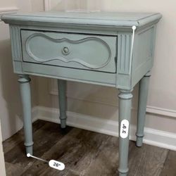 Bed Set With Dressers