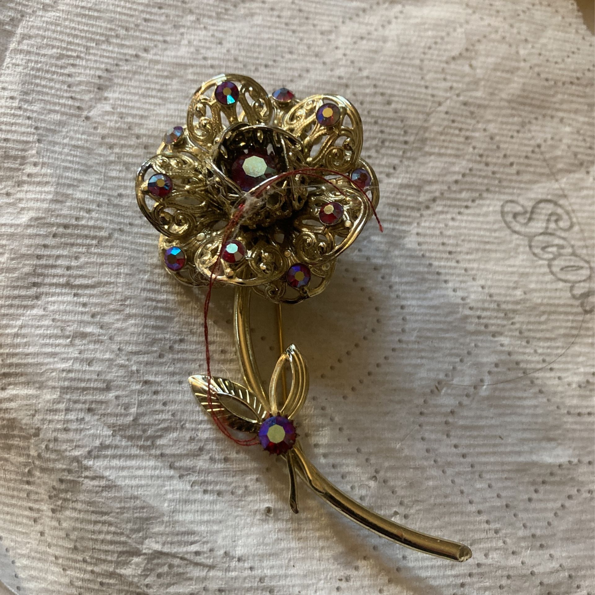 Large1940s Broach 