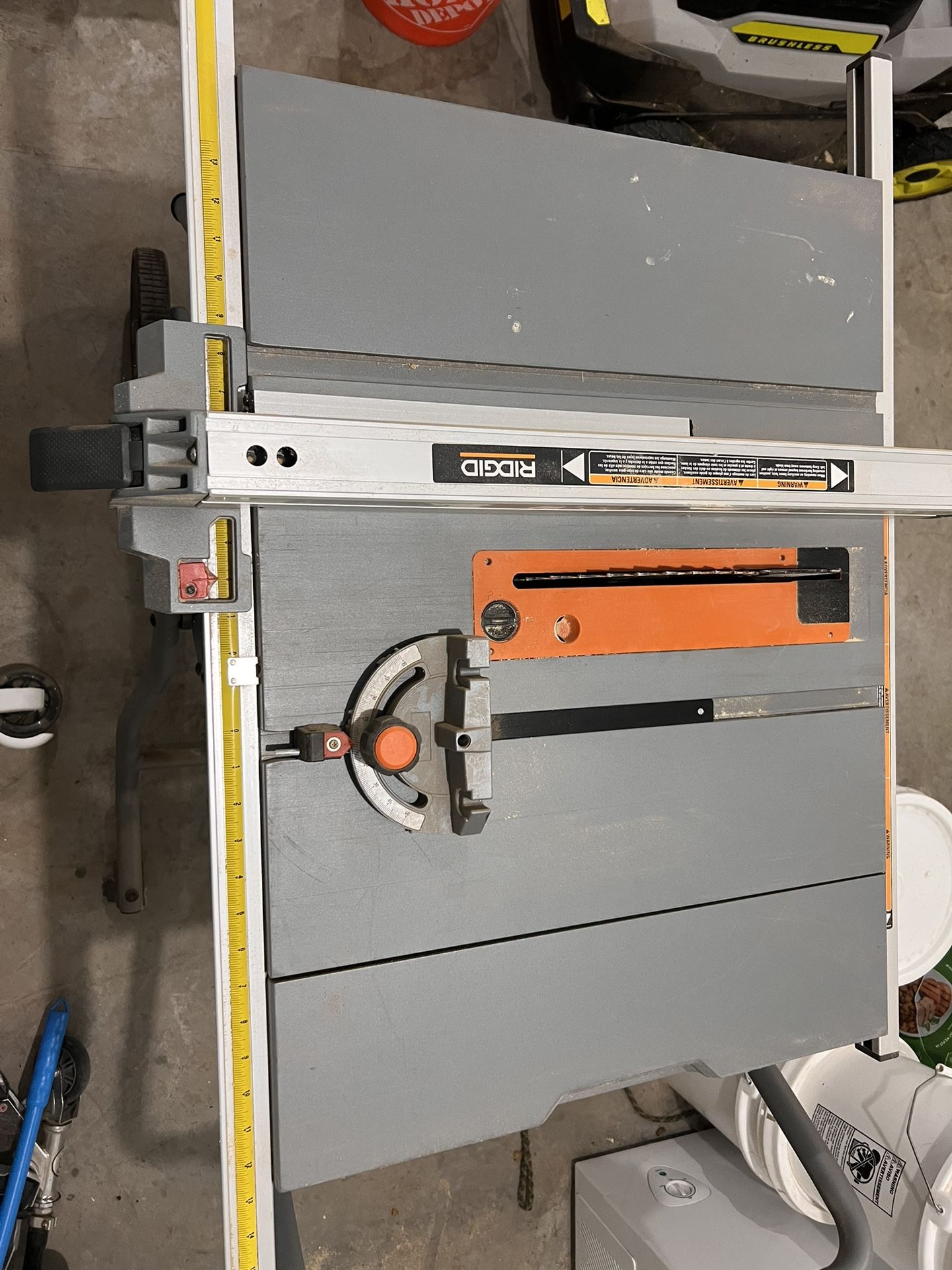 RIDGID 15 Amp 10” Portable Corded Pro Jobsite Table Saw with Stand