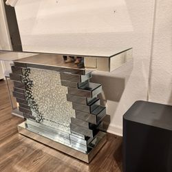 Mirror Table 