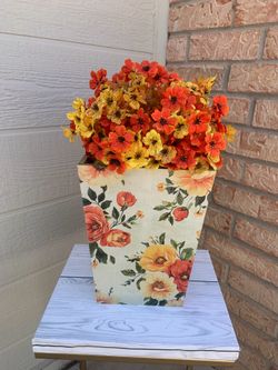 Beautiful Floral arrangement wood base New