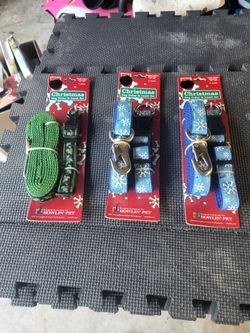 New dog collars and leash sets