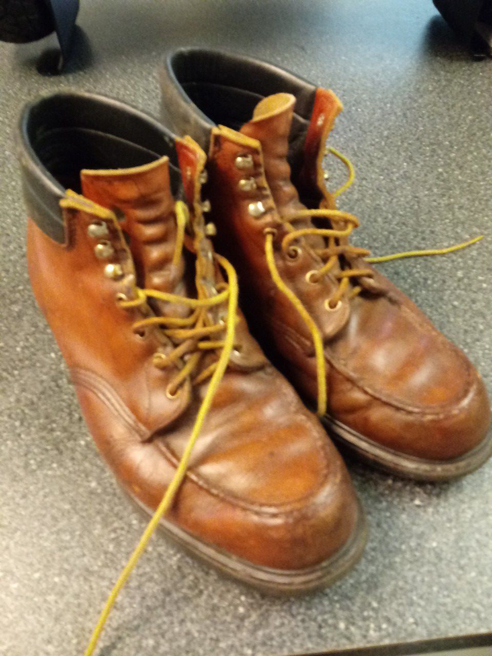 REDWING WORK BOOTS SOFT TOE SIZE 11 SMOOTH SOLES 45 BUCKS