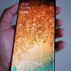 Samsung Galaxy S10+ Plus  , Unlocked   for all Company Carrier ,  Excellent Condition  Like New