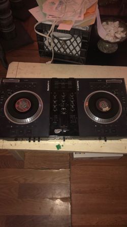 Numark ns7