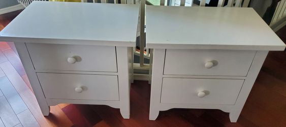 Broyhill Premier Matching Pine Nightstands with Two Drawers