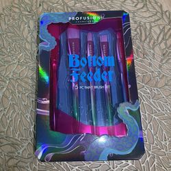 Makeup Brushes 