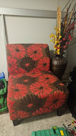 2 Accent Chairs Red/Brown