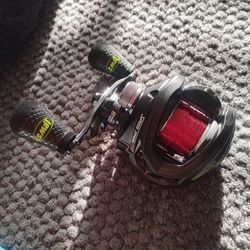 Lew's Reactor baitcaster