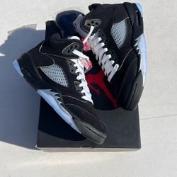 Jordan 5 Retro OG Black Metallic Reimagined