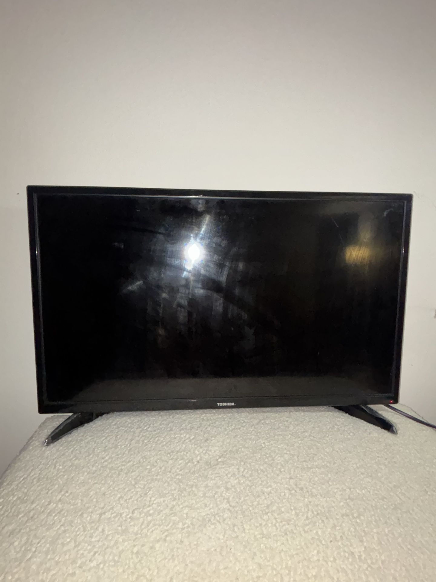 Toshiba 32” Fire Tv