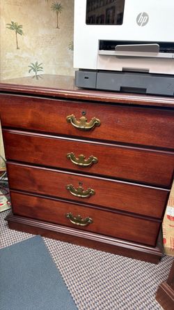 Cherry Wood 4-Drawer Dresser with Brass Pulls