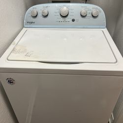 Washer and Dryer Set for Sell. $750 Or Best Offer. Pick Up Only! 
