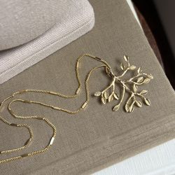 Sprig Pendant Necklace ( firm on price )