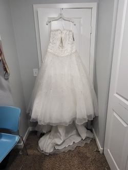 oleg cassini wedding dress size 16 Ivory Strapless Beaded Ballgown Short Train 8ct258