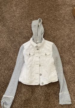 Jean jacket size medium