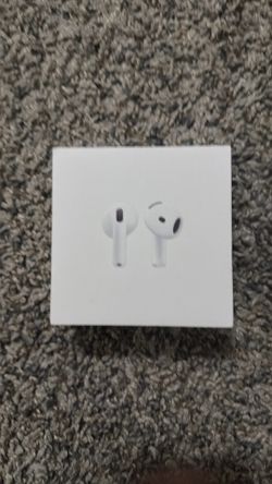 AirPods (4th Gen) Non-ANC Model w/ Silicon Cass