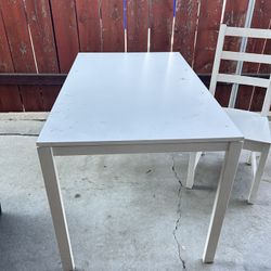 Dining table With Chairs