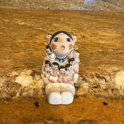 Vintage Handmade Hopi Storyteller Figurine