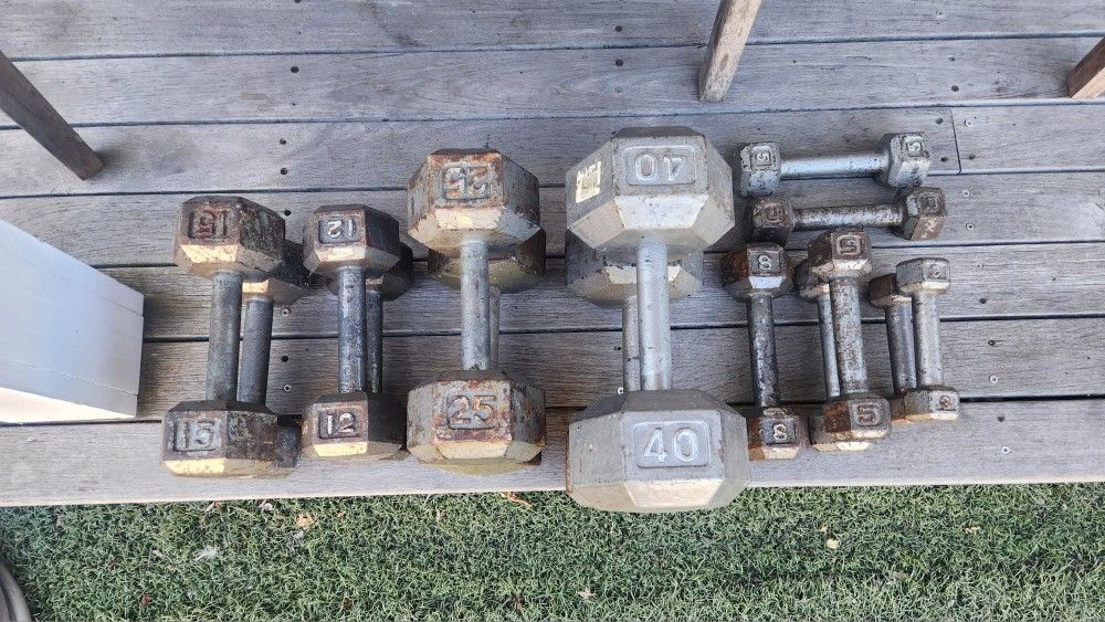 Dumbbell Sets: 40, 25, 15, 12, 5, and 3 lbs