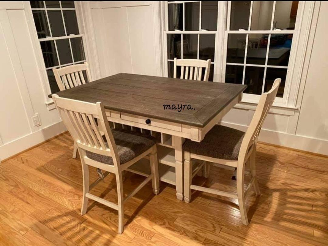 Bolanburg Dining Set 5pcs