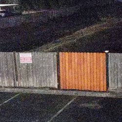 Ceder Fence Raw Wood 