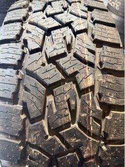305/45R22