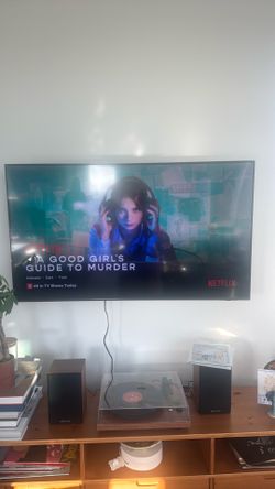 Samsung 55” QLED 4K Smart TV — Great Condition