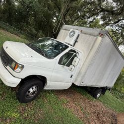 1999 Ford E-350