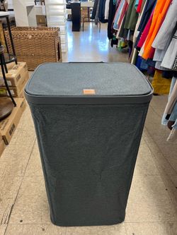 SONGMICS 26.4 Gal Laundry Hamper Removeable Liner w/ Lid and Handles - Dark Gray