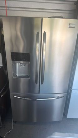 Frigidaire Gallery French Door Refrigerator