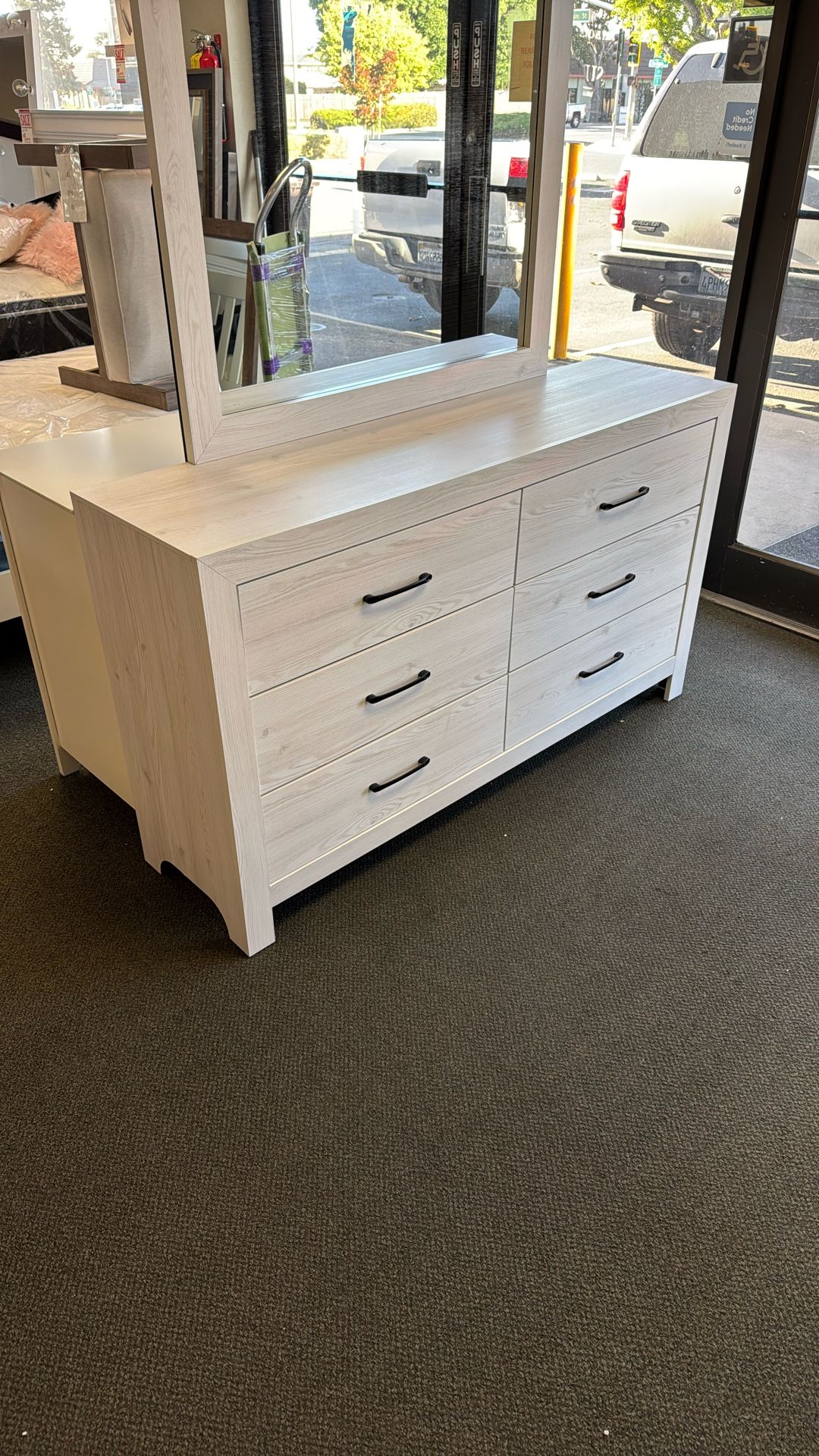 White Dresser With Mirror