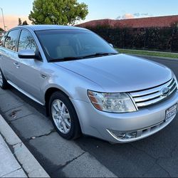 2009 Ford Taurus