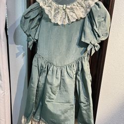 Vintage Dorissa International Nicole Sage green satin and lace girls dress  Has green cameo at neckline   Size 14