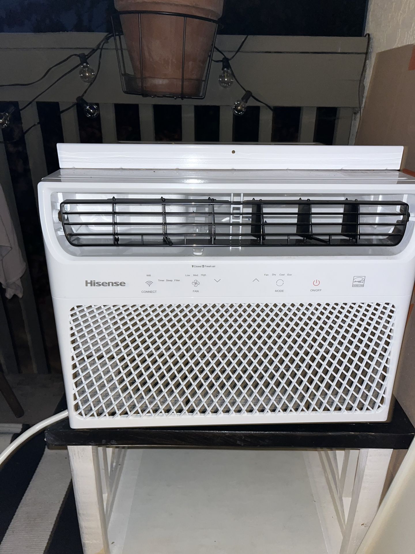 Window A/C Hisense 450-sq ft Window Air Conditioner